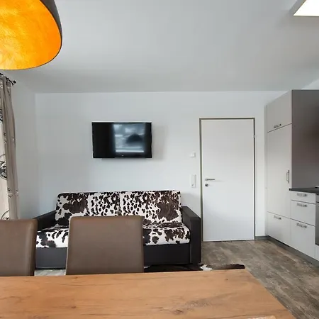 Christine - Summercard Included *